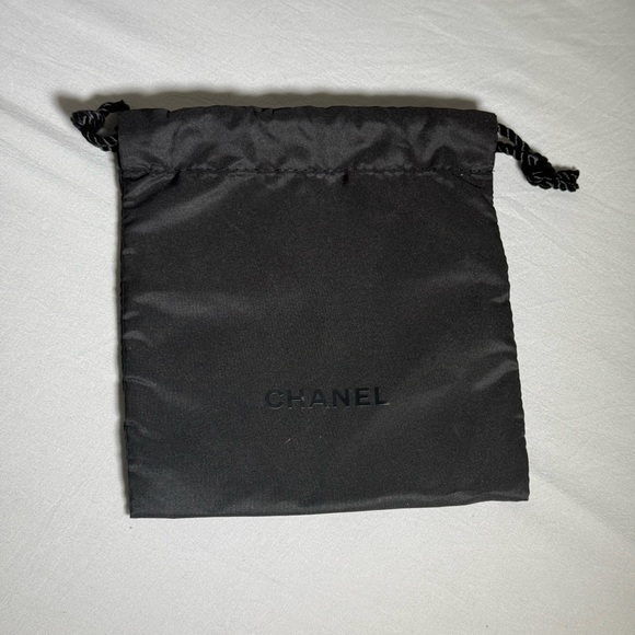 CHANEL Black Drawstring Pouch - Picture 4 of 6